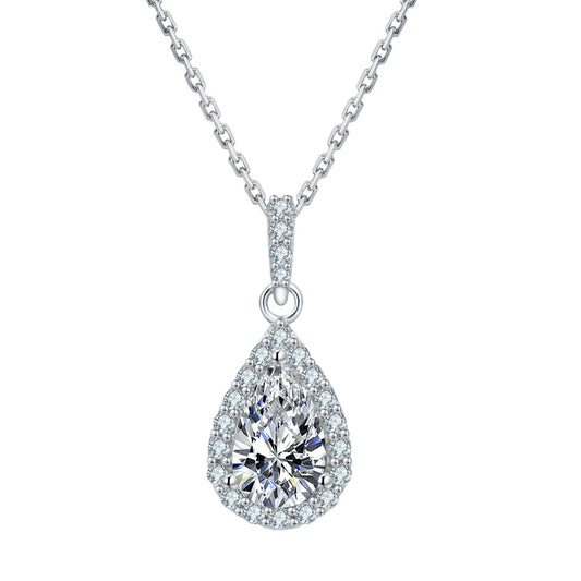 Scarabeaus 1.0 Carats VVS1 Moissanite Pendant Necklace for Women