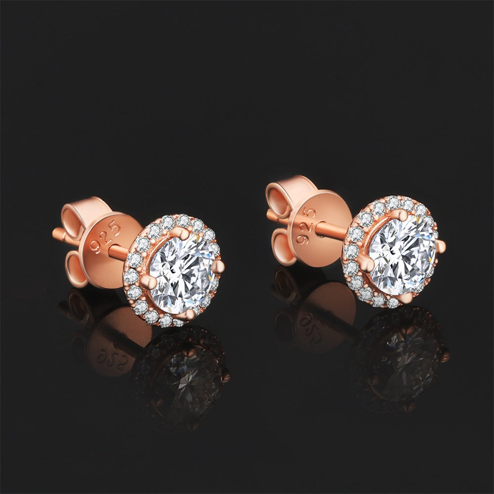 Scarabeaus 0.5 Carats *2 VVS1 Round Cut Moissanite Earrings