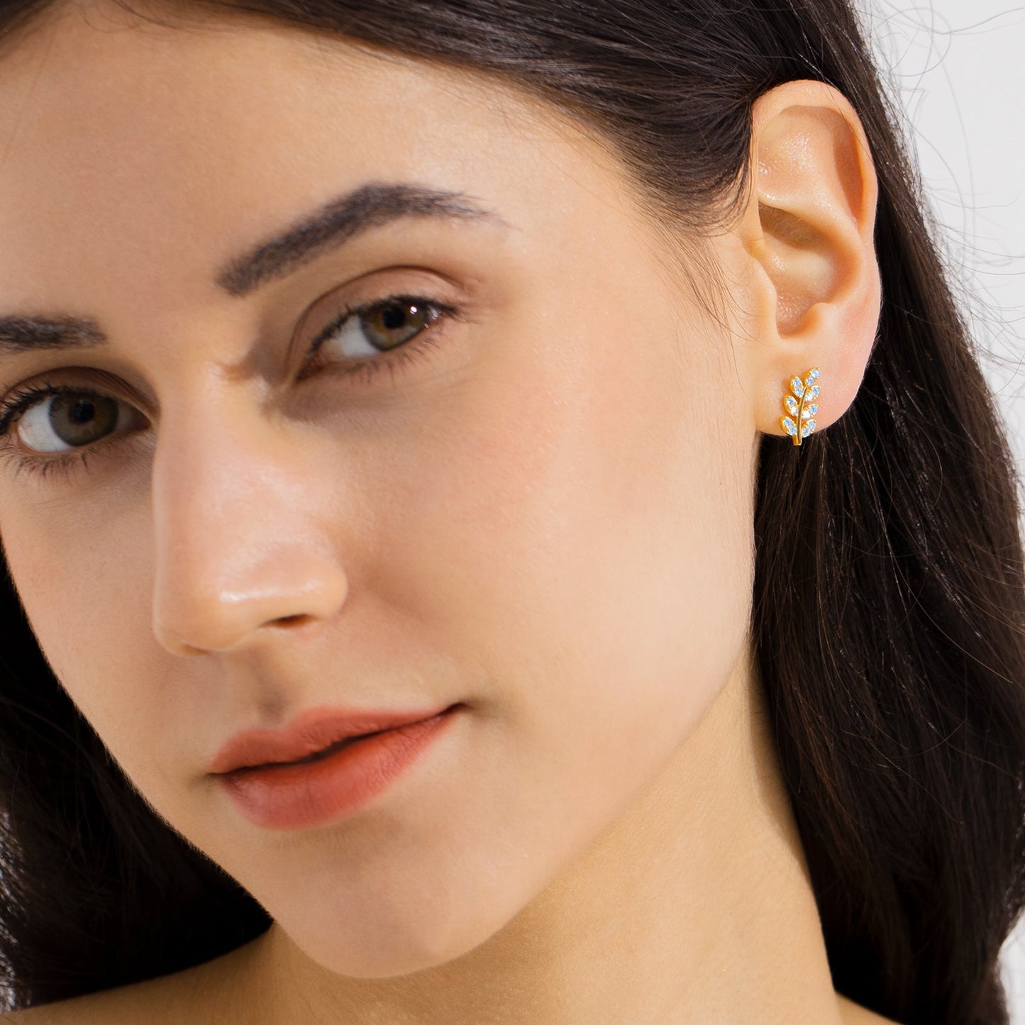 Scarabeaus Olive Leaf Stud Earrings for Women